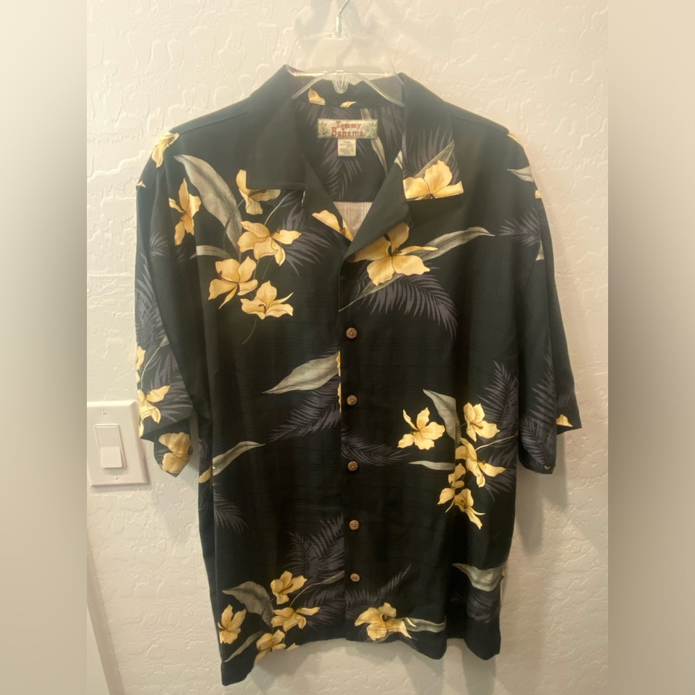 Tommy Bahama Men 100% Silk Hawaiian Button Up Short Sleeve Shirt M Black